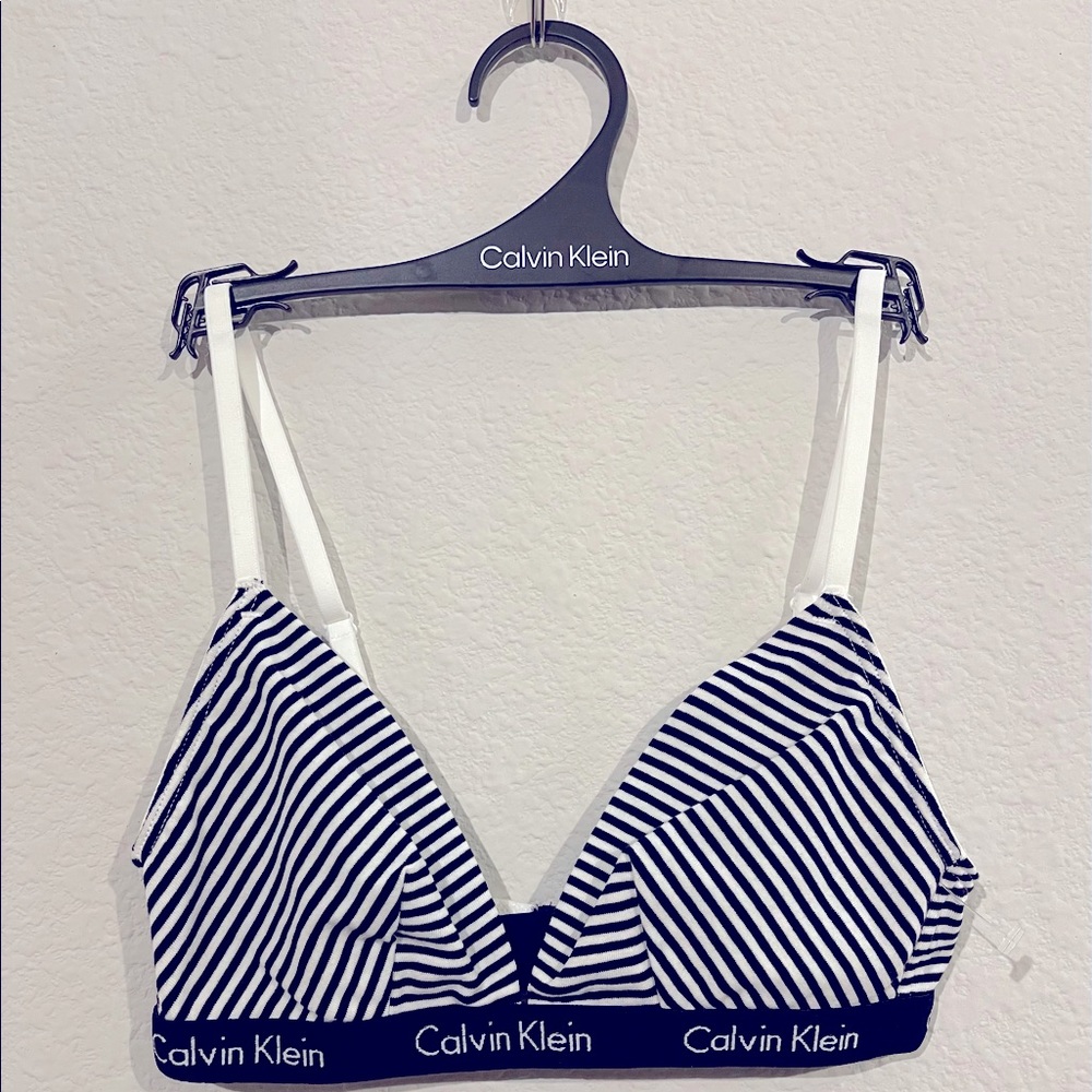CALVIN KLEIN STRIPED BRA